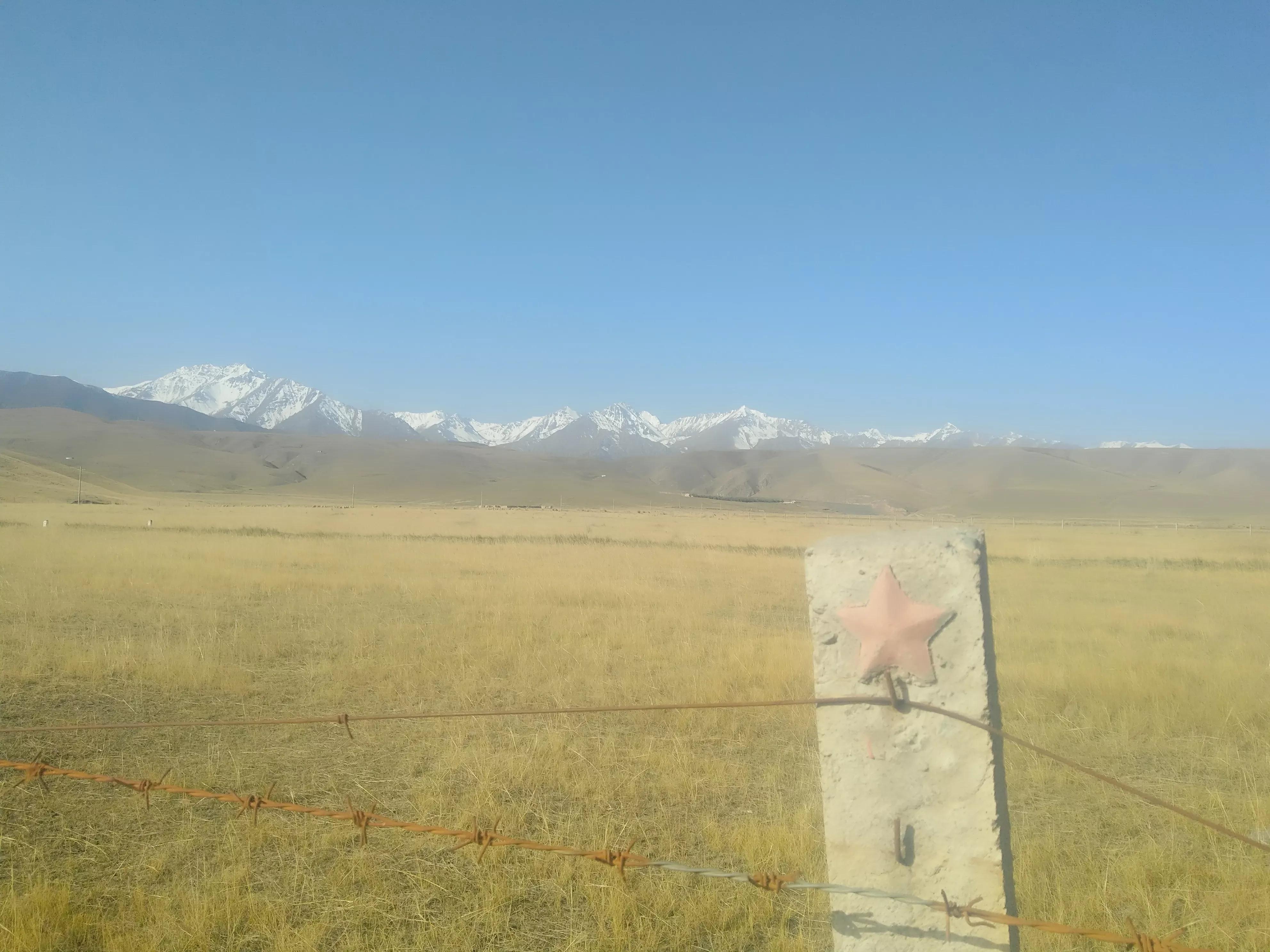 从甘肃翻越祁连山到青海,从肃北到青海沿途风景