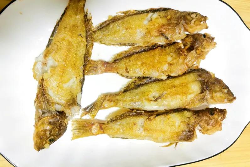 入秋后买海鲜，别忘挑5种“海鱼”，野生海鱼居多，肉质嫩还便宜