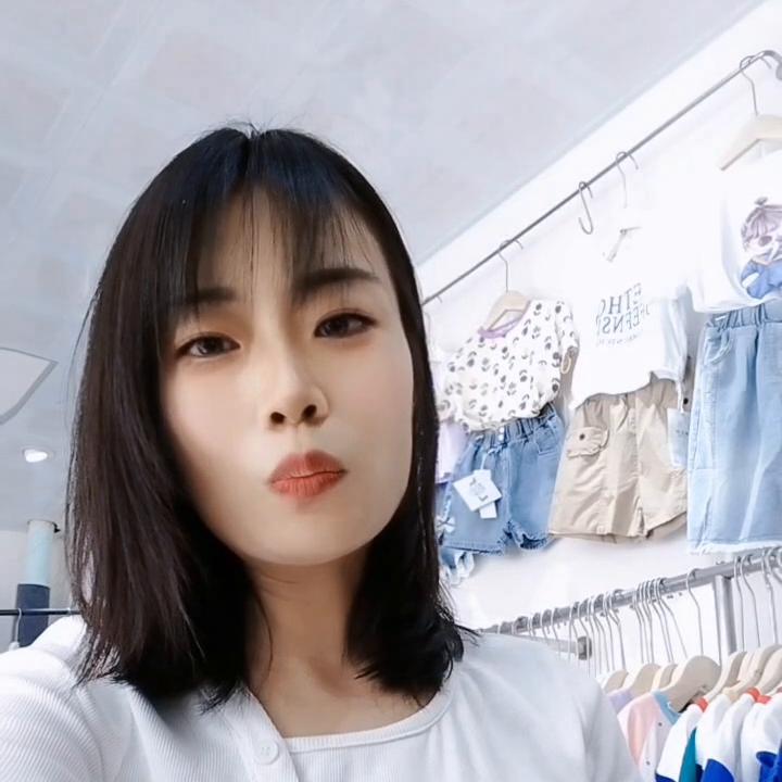 开童装店的我真诚的告白:感恩有你们我的可爱顾客们,谢谢...