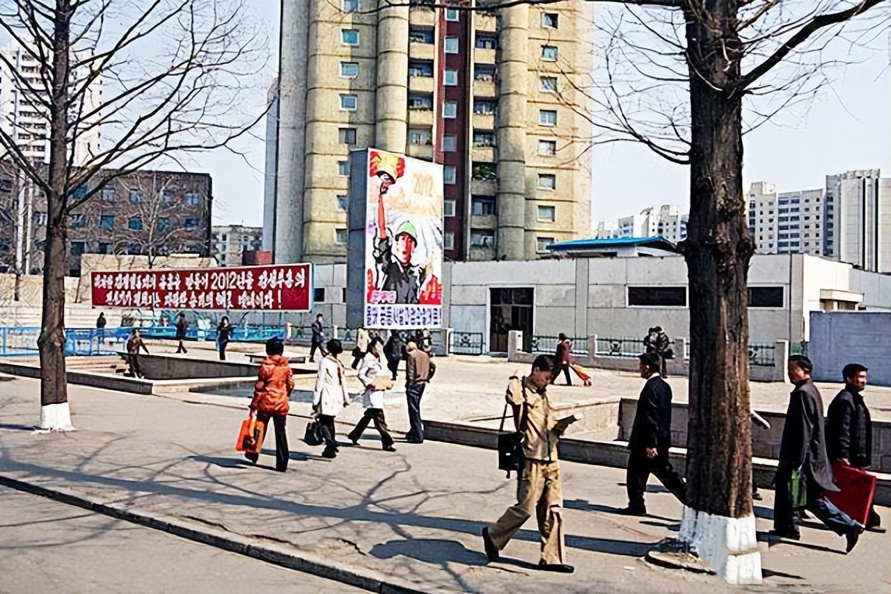 朝鲜人对中国人看法街头采访,朝鲜人对待中国旅游态度