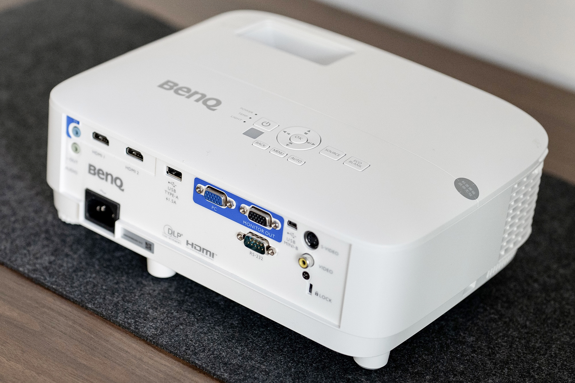 明基660hdmi高清投影仪,明基6050投影机使用技巧