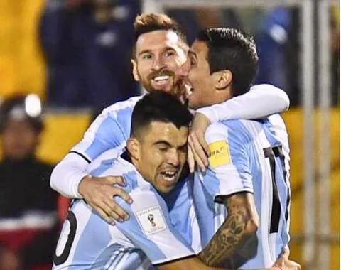 荷兰vs阿根廷比分预测ai,巴西阿根廷荷兰比分预测