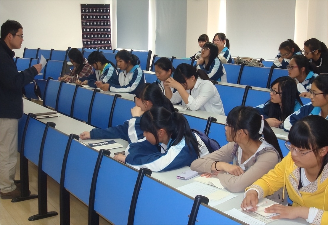 去加拿大干电焊工靠谱吗,加拿大电焊工学徒工资