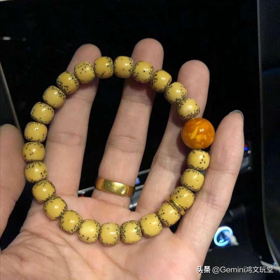 文玩手串男的戴哪种意义好,各种文玩手串佩戴效果男