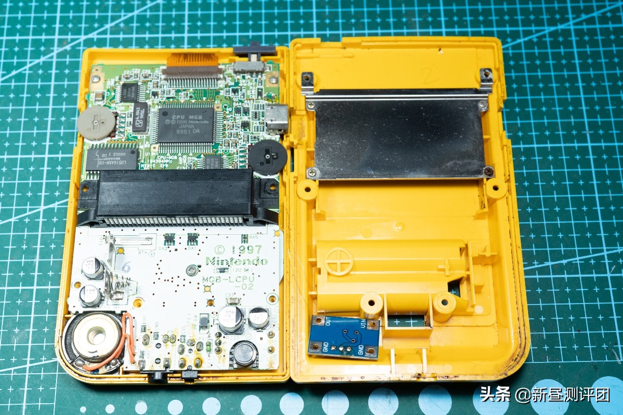 修复gameboy,修复20年前的gameboy游戏机