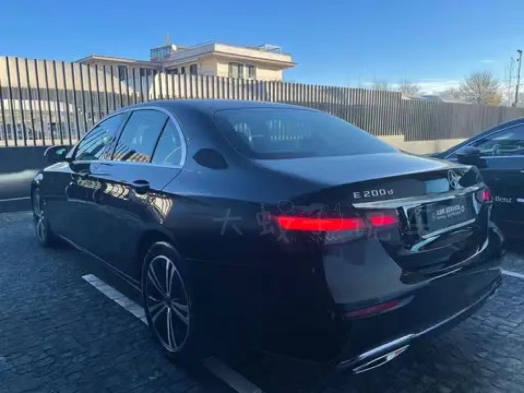 柴油版奔驰E,柴油发动机奔驰e