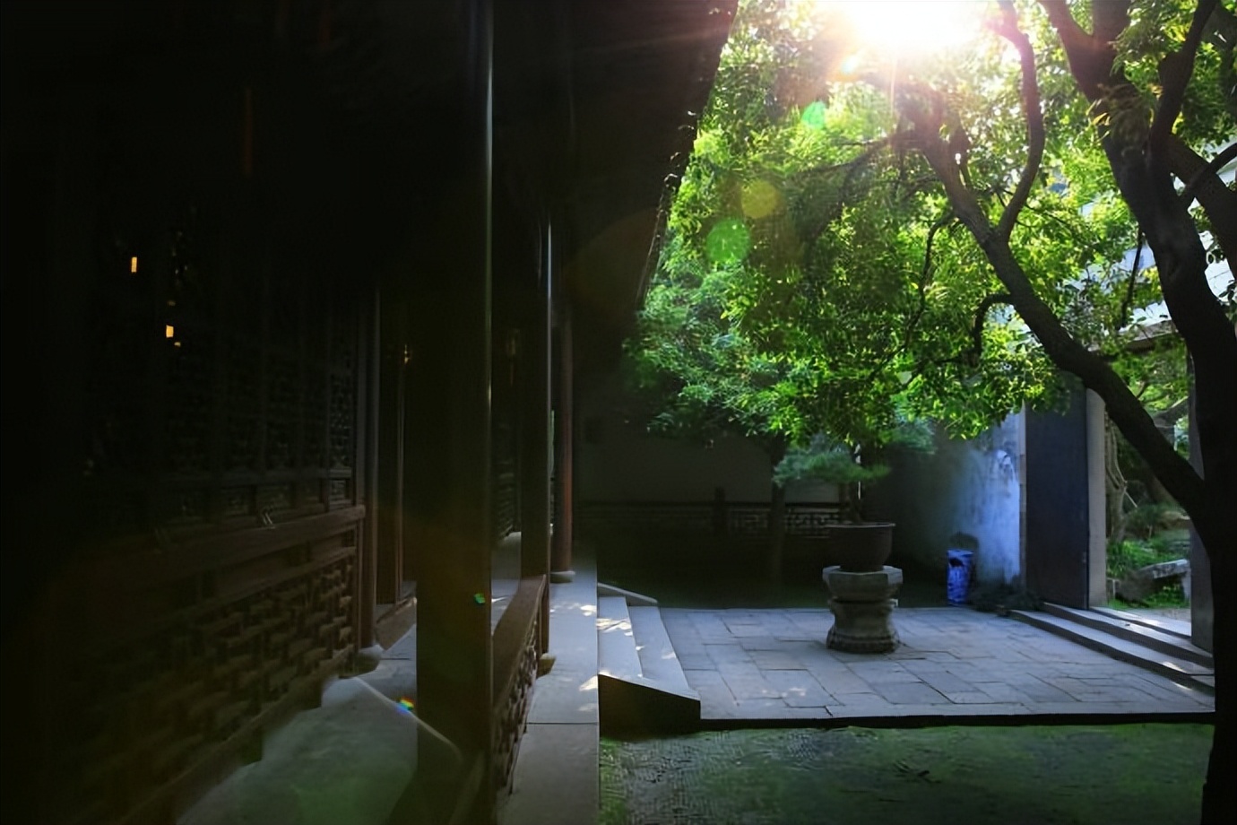 梦到亲人离世预示着什么,梦到已故的亲人往往预示着三件事