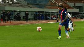 大连队对战上港,大连队对青岛比赛集锦