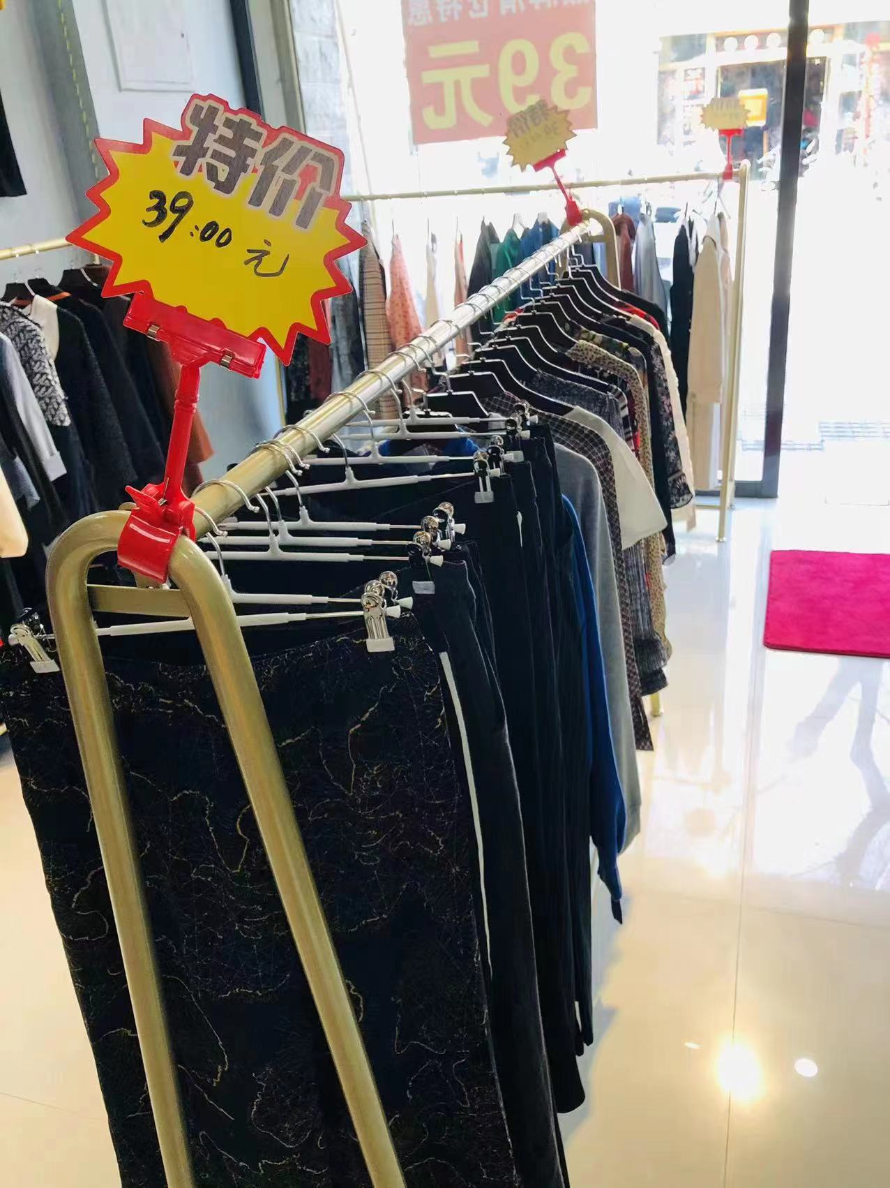 昭通一家开在二楼的服装店,昭通西街最坑的服装店