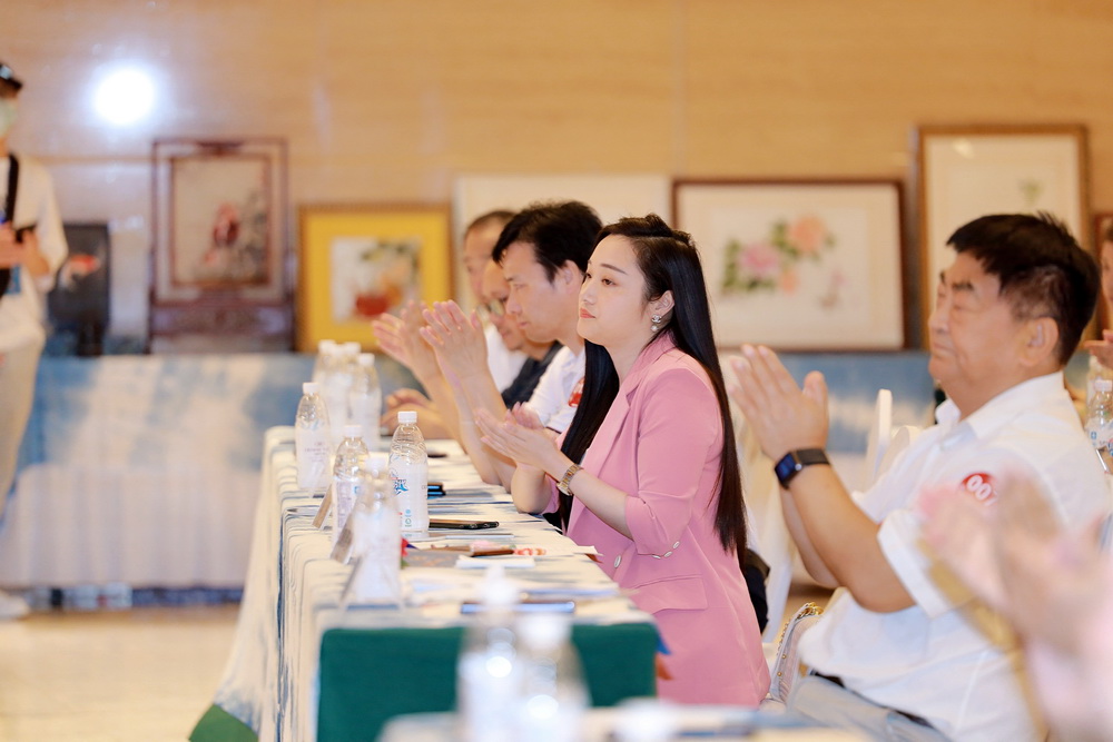 蜀绣传承人成都,蜀绣传承人传承蜀绣非遗文化