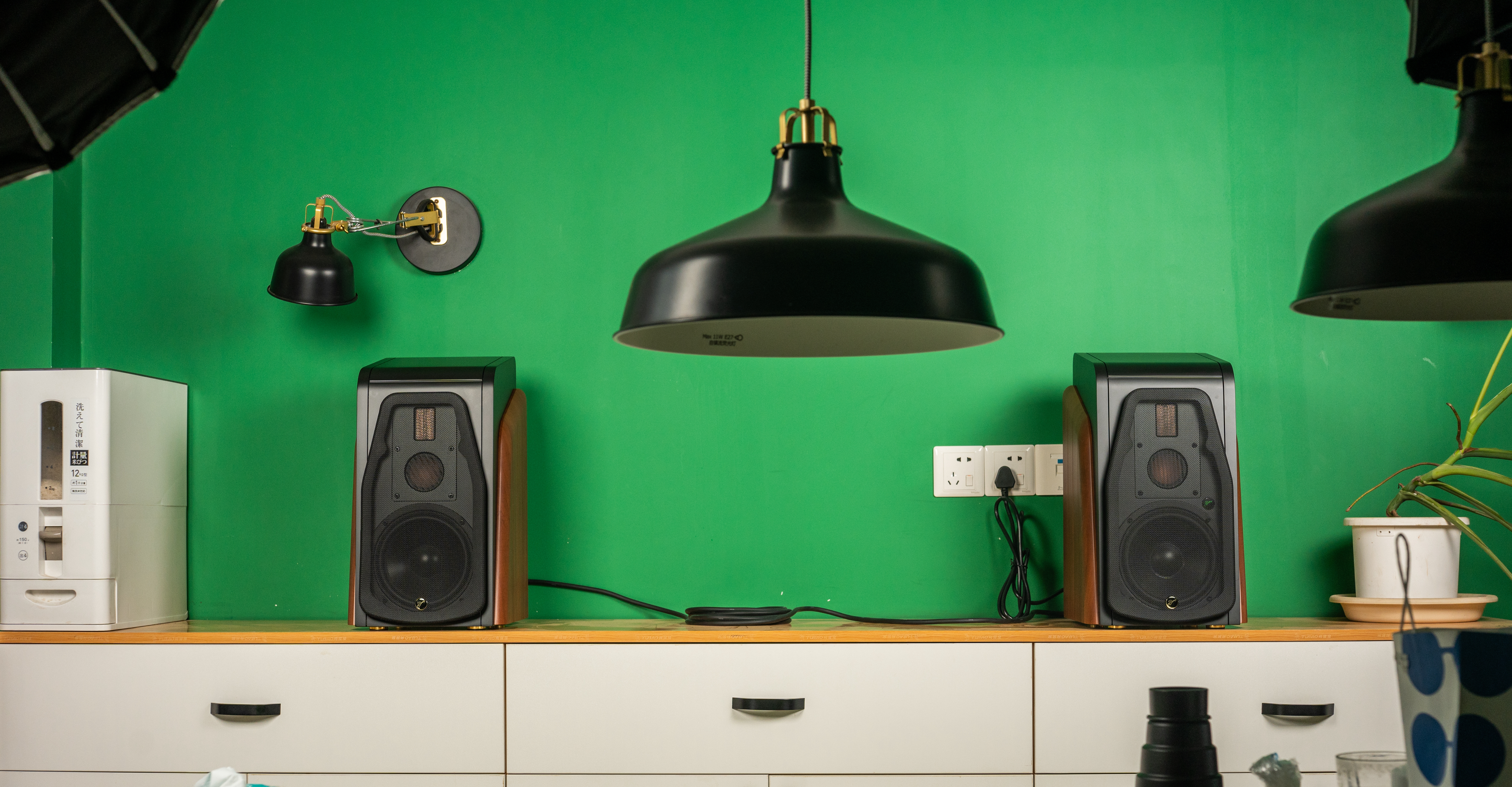 惠威m200mkiii和m300哪个更好,惠威m200mkiii对比m300