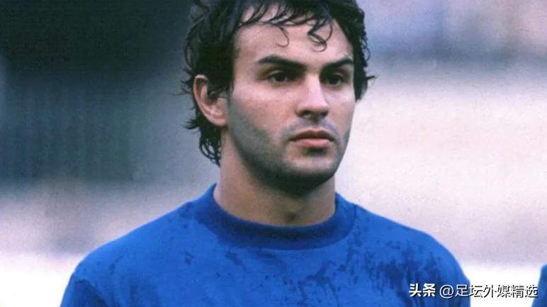 足坛身价最高的十大左边后卫,2020世界足坛十佳后卫