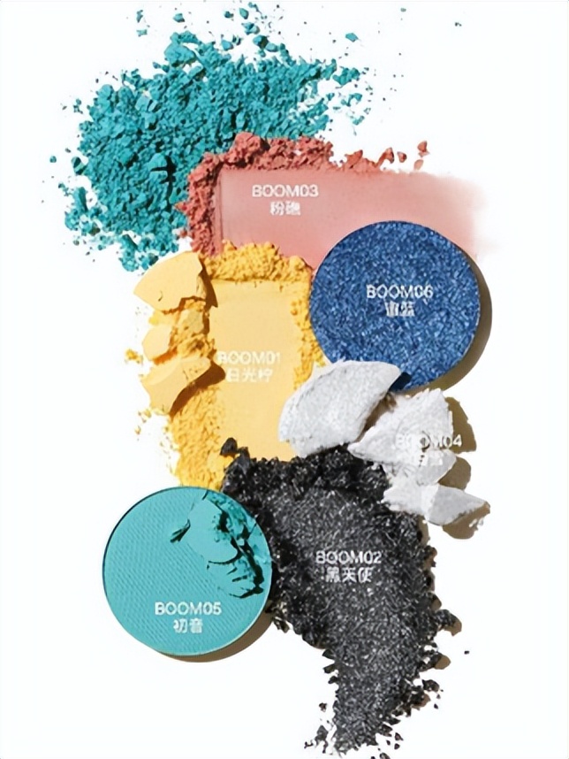 intoyou可口可乐快闪,intoyou草莓熊快闪店