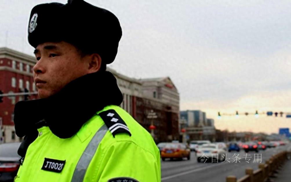 普通警察年薪30万,一个普通警察工资多少