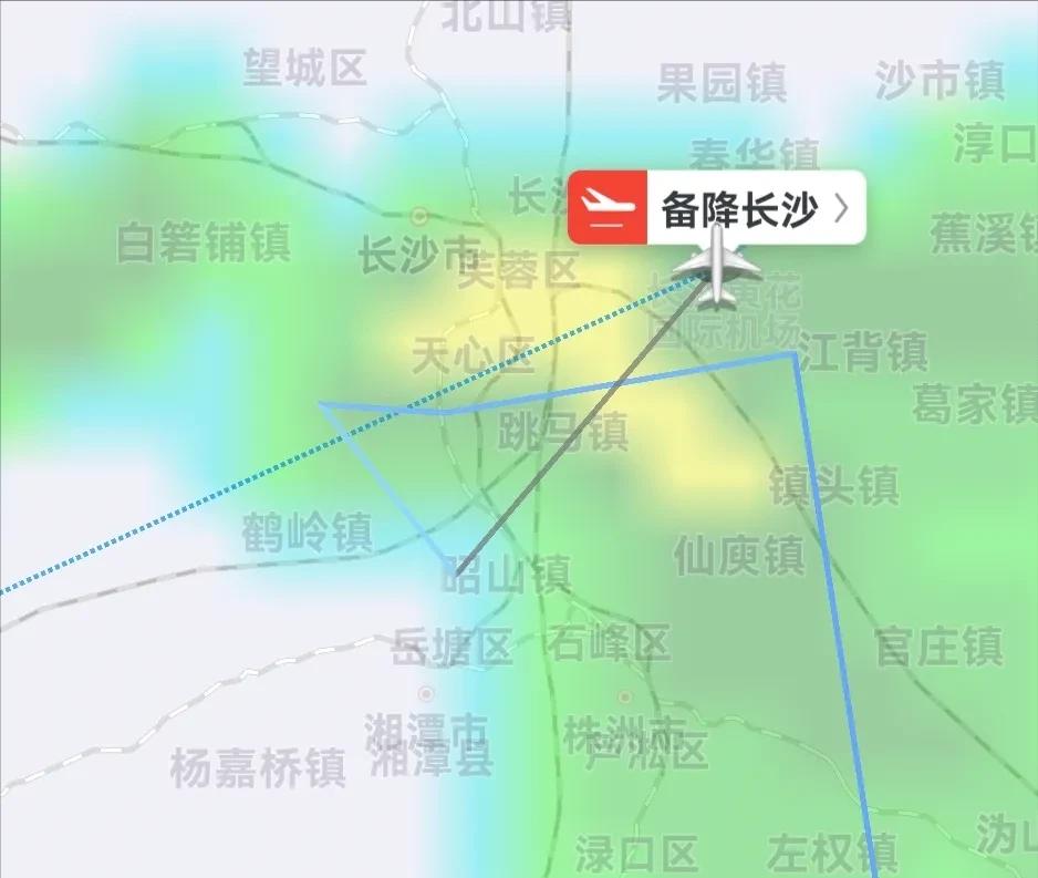 九元航空事故原因,飞机出现事故紧急迫降成功