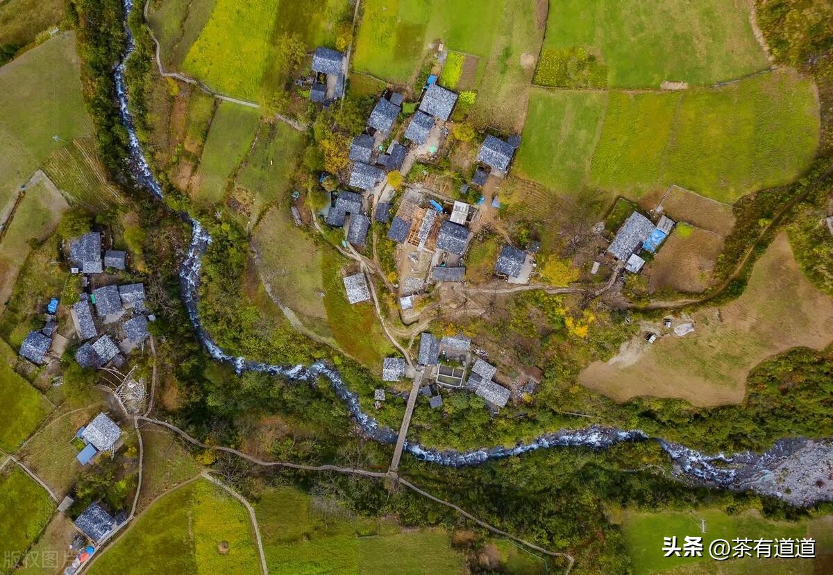 进入怒江雾村必走的茶马古道,怒江大峡谷茶马古道雾里村