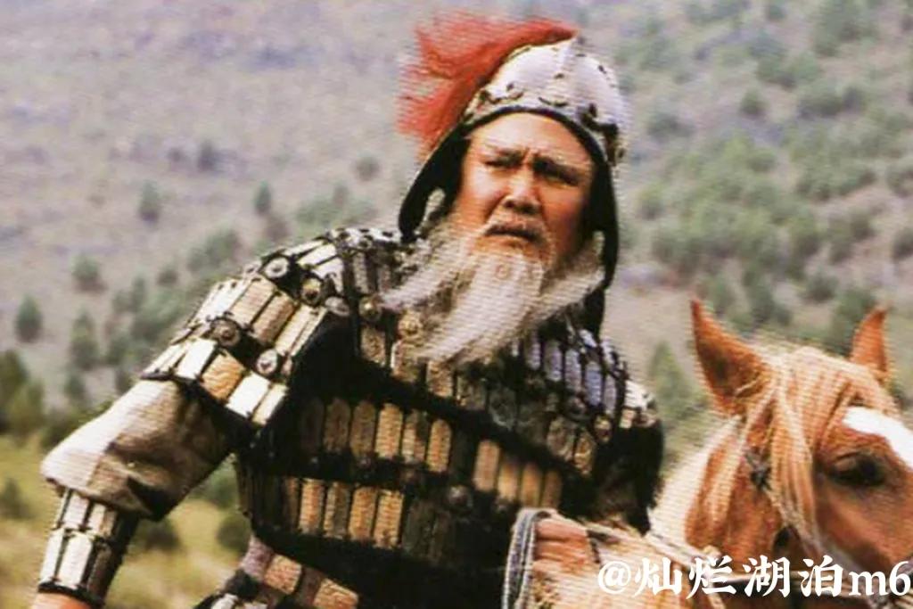 老版三国之关羽战黄忠,黄忠老将出神箭