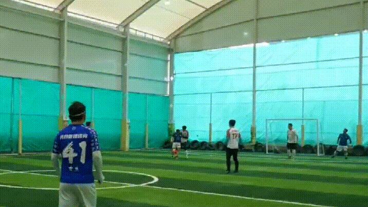 2021贵派五人制丨一场尊老爱幼的真较量踢出兄弟情深的大比分