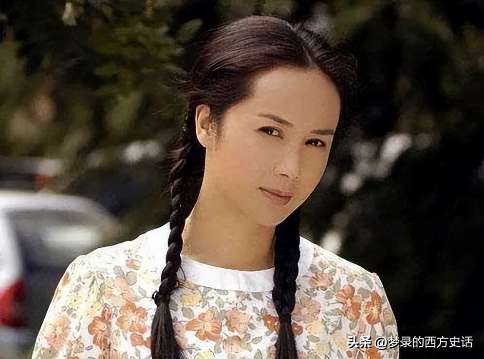 瘦成排骨、整容上瘾、强行装嫩，女明星的畸形审美何时休？