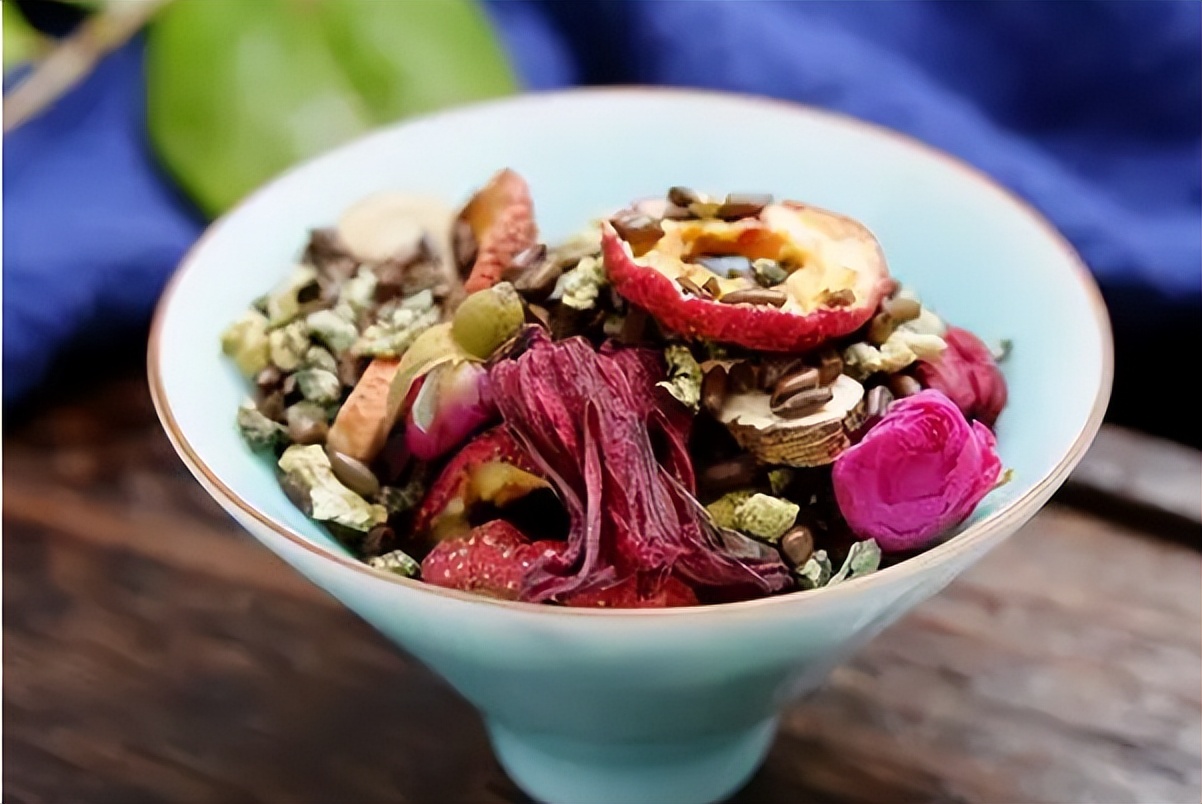 菊花茶和什么搭配好喝,什么菊花茶比较香好喝又健康