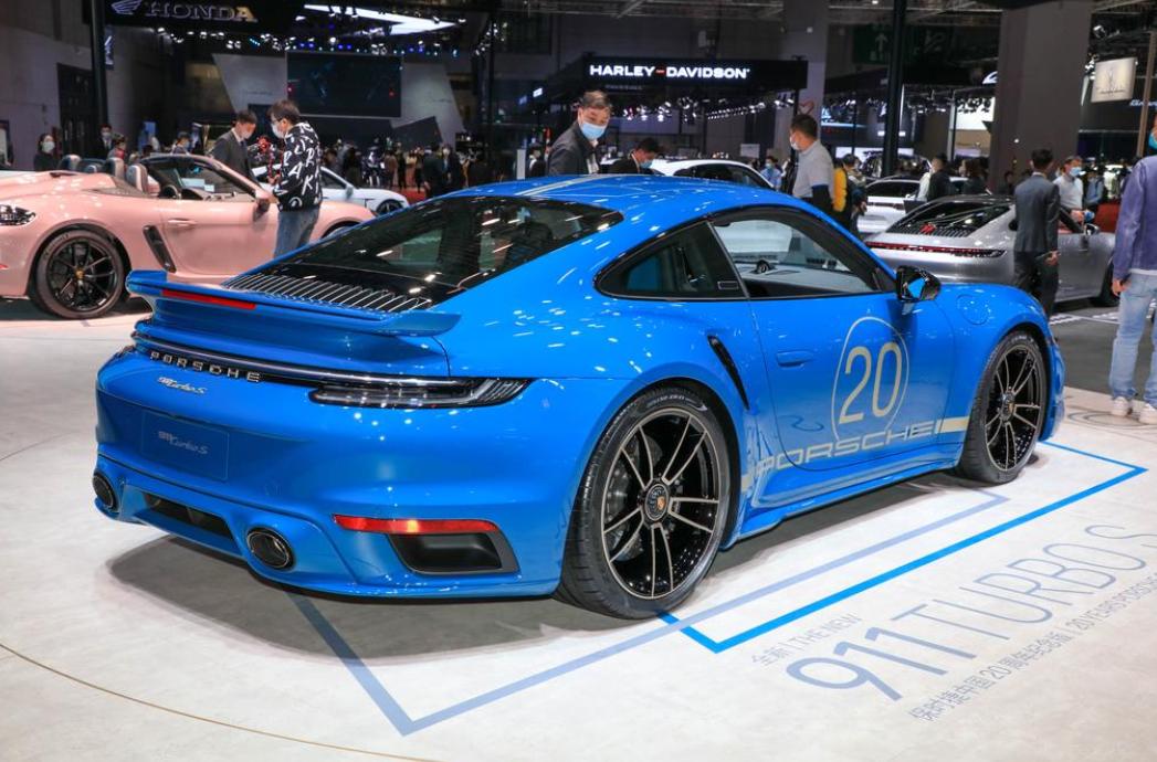 保时捷911turbos保时捷918,保时捷918spydervs保时捷911t