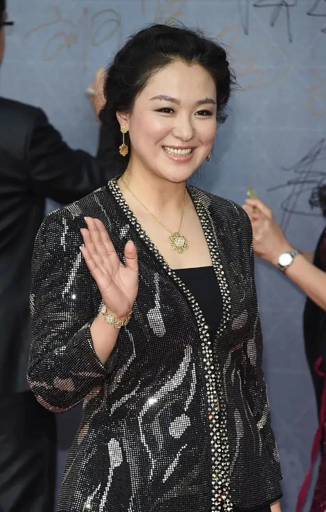 瘦得脱相的女人,瘦到脱相的女明星真的好看吗