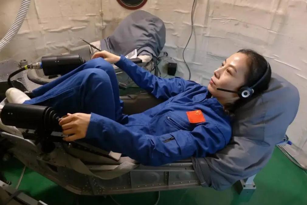 美国宇航员工资一个月多少钱,航天宇航员有哪些待遇