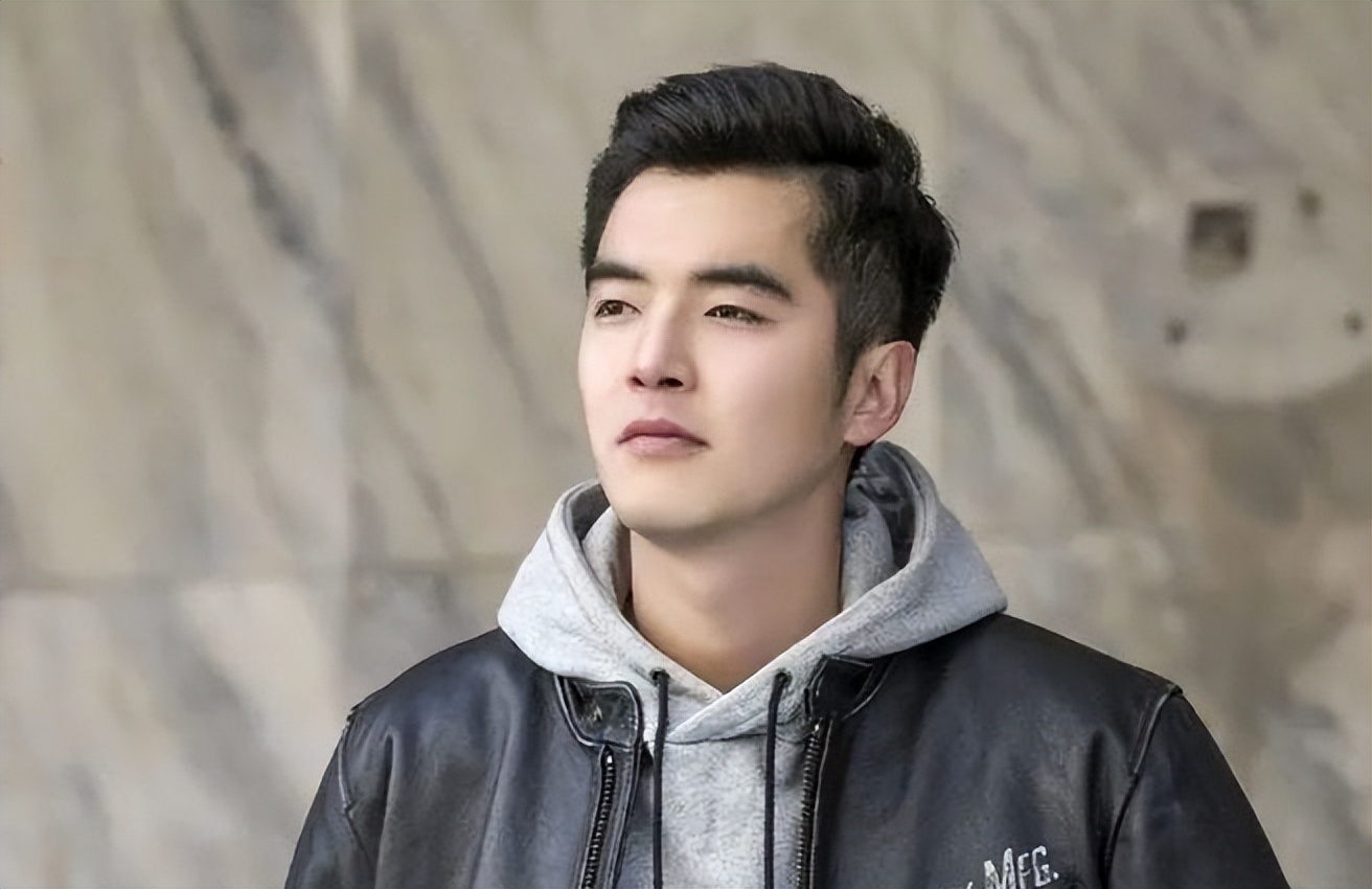 年轻到中年都帅的7位男星,盘点6位痞帅天花板的男明星