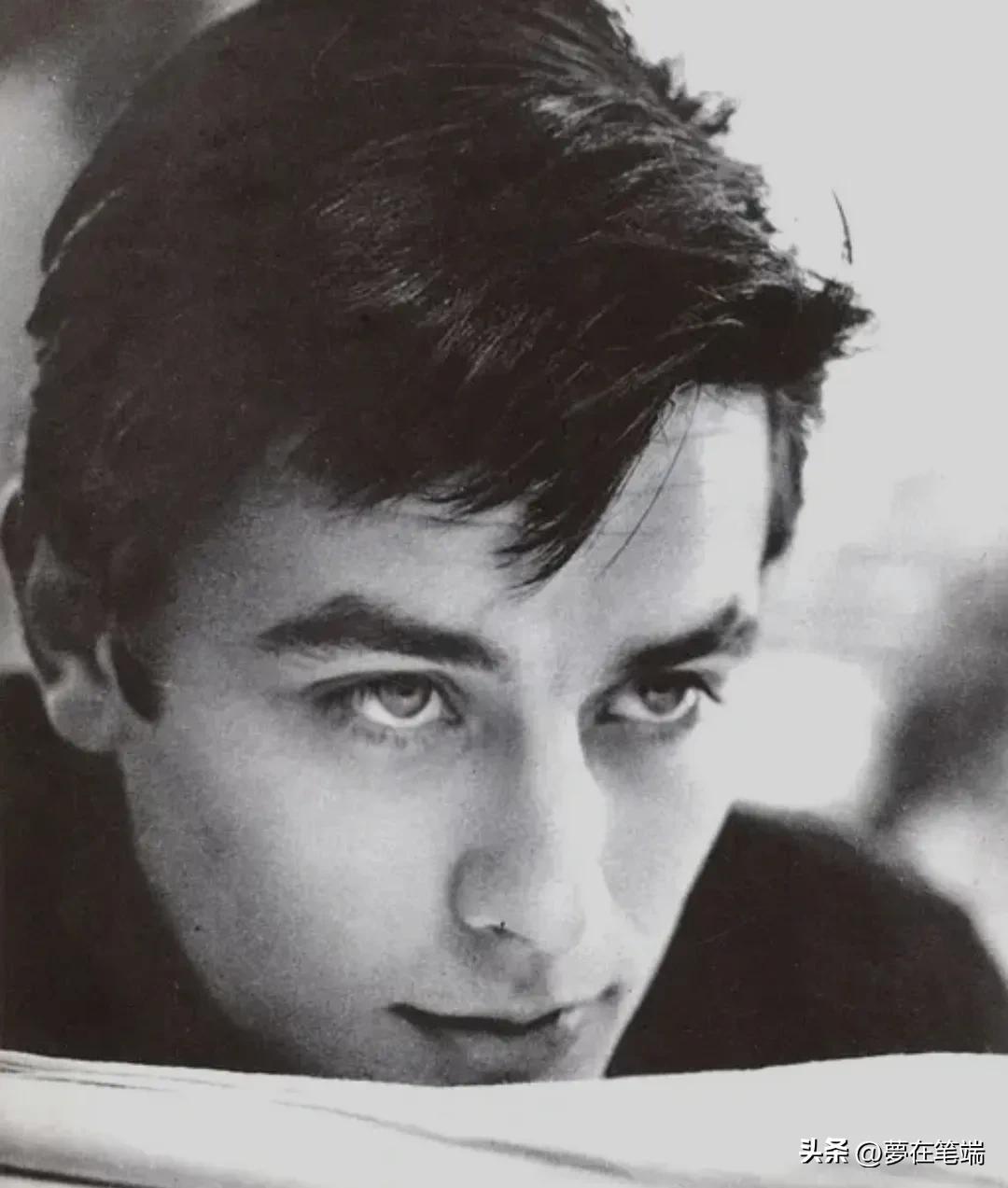 阿兰德龙和莫妮卡贝鲁奇广告,阿兰德龙和莫妮卡贝鲁奇什么关系