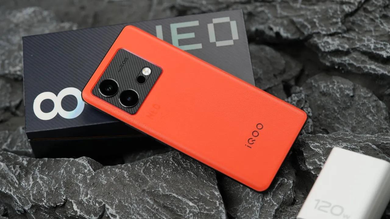 四款高性能旗舰级手机推荐一下,综合各方面考虑哪款手机值得入手