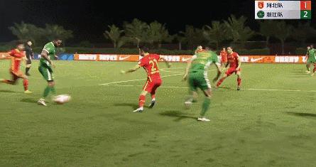 中超泰山击败河北队复盘,海港vs泰山费莱尼逃过红牌