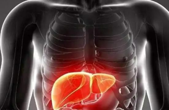 后背肩胛骨部位疼痛是什么原因,后背肩胛骨下方疼痛是心脏问题吗