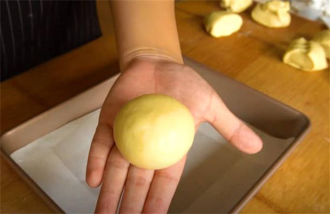 鸡蛋牛奶早餐饼教学 (早餐面包牛奶鸡蛋教程)