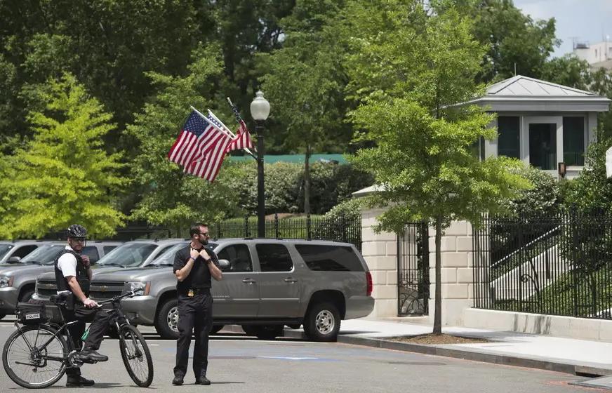 韩国男子国外遭殴打,韩裔男子在美被无端打伤