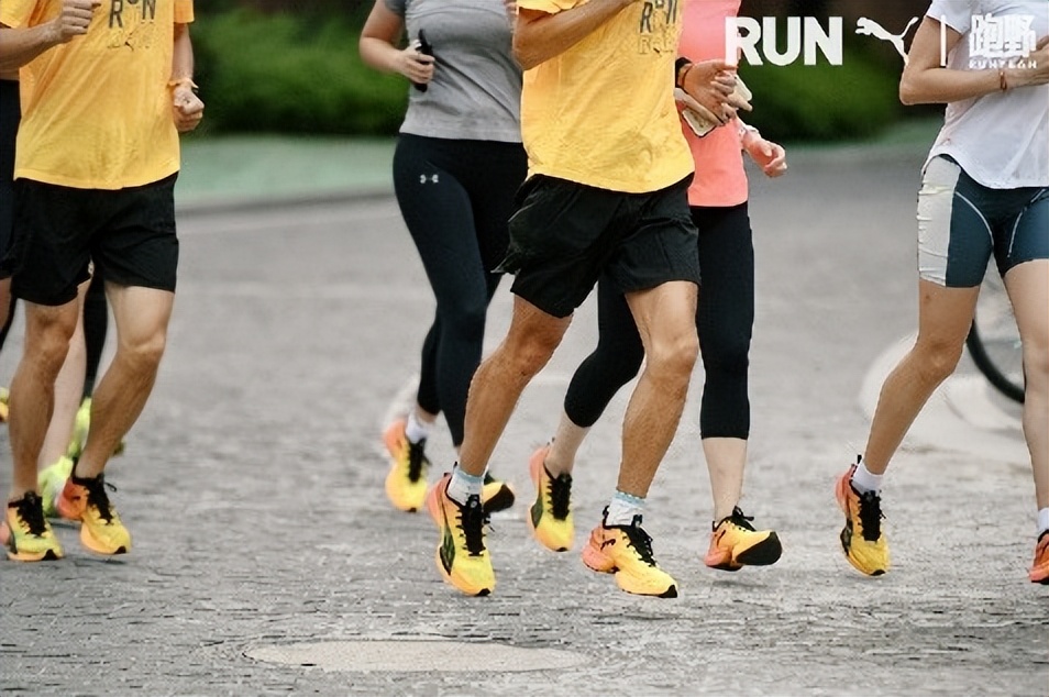 pumadeviatenitroelite测评,puma全新碳板跑鞋