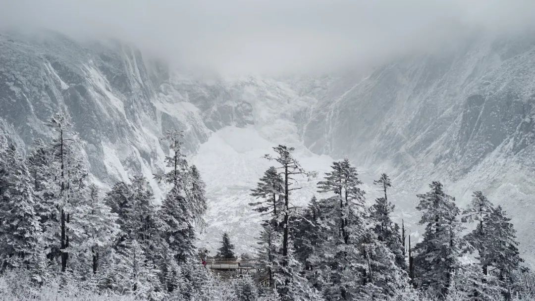 中国十大最自虐徒步路线,中国十大经典徒步线路