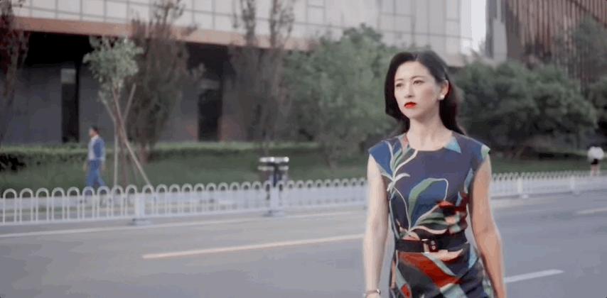 新剧上映引争议，绝色美人演成“市井大姐”？她为什么老是讨人厌