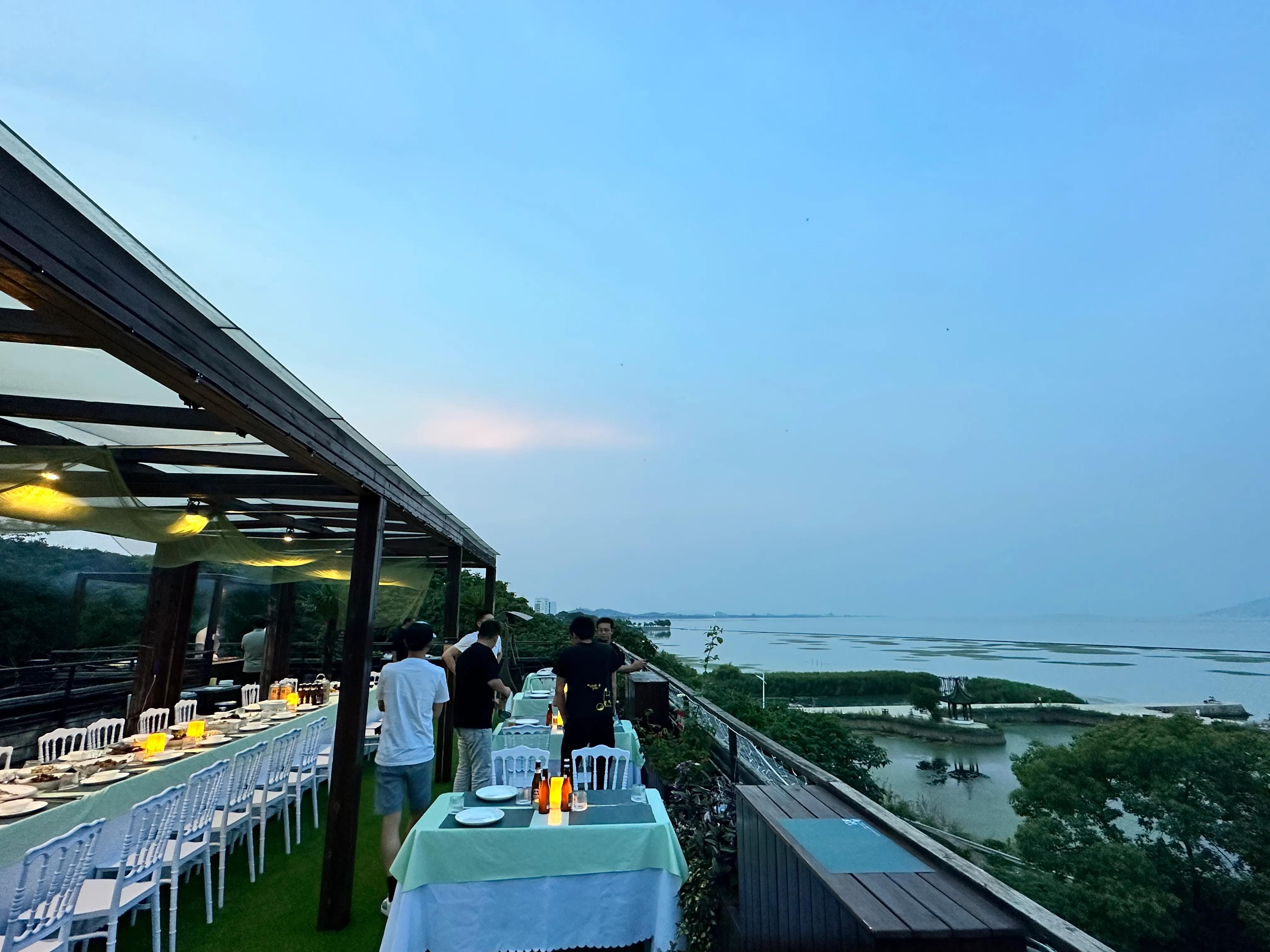 苏州西山明月湾包吃住民宿,苏州西山民宿包吃包住80一天