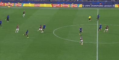 米兰挥舞断剑殊死一搏小因扎吉鞘里藏刀后发制人