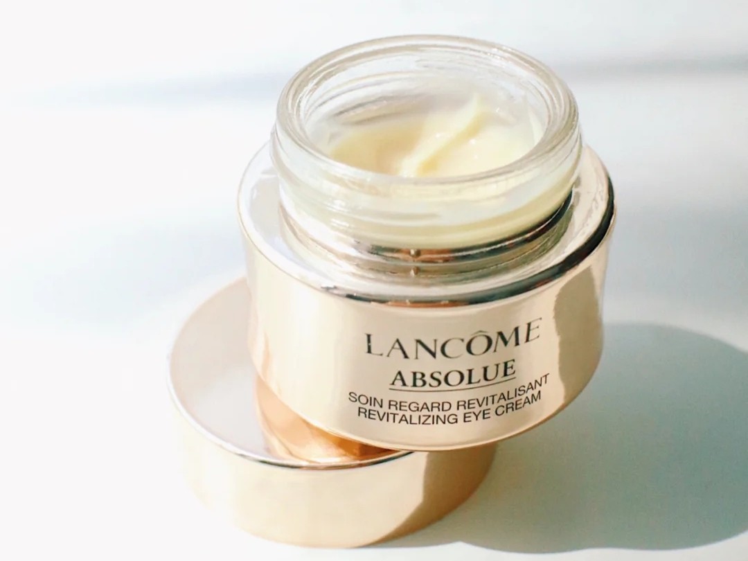 这些眼霜滋润补水抗老,四种国货好眼霜