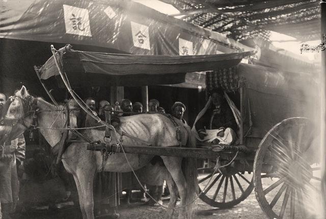 30张日本大*杀屠**罪行照片，日军闯入民宅祸害妇女，这就是罪证