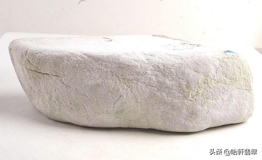 入手翡翠原石教程,入手价值千万的翡翠原石