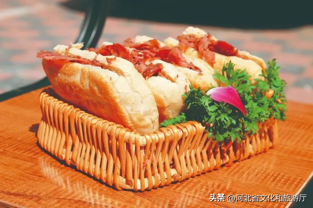 中国十大地方特色美食鉴赏,一日游必去十大美食