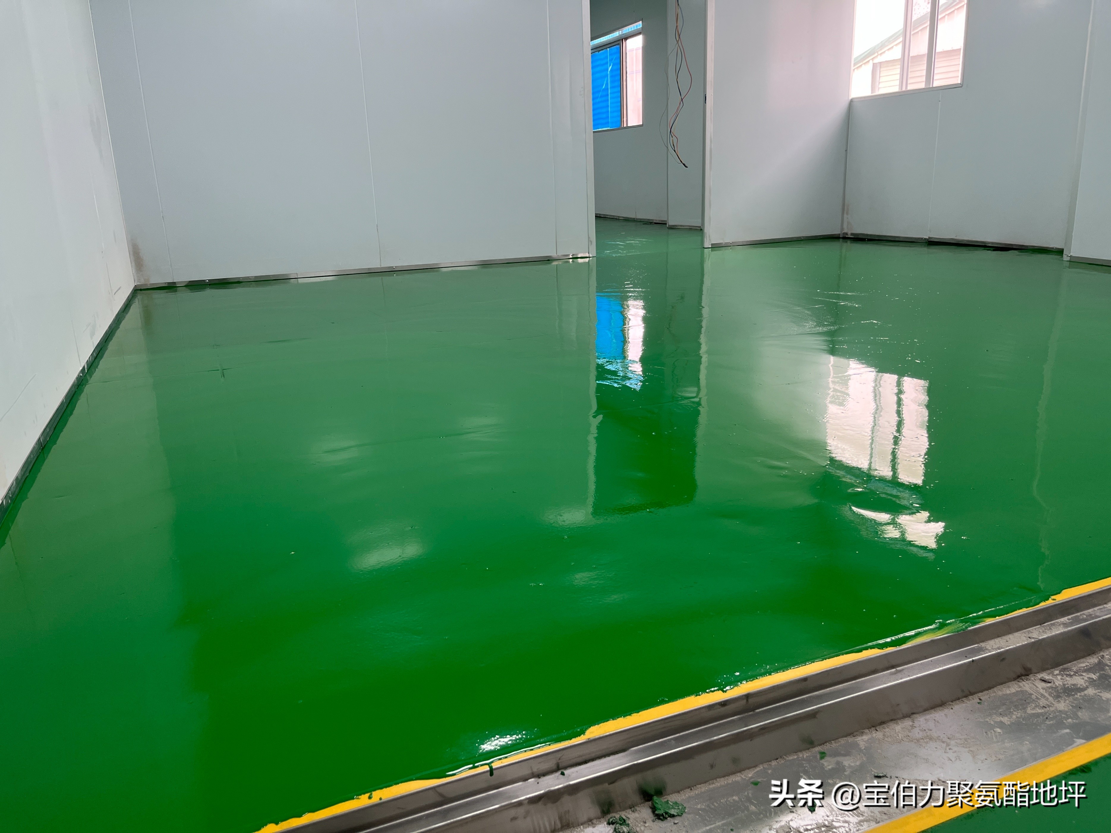 水性聚氨酯地坪砂浆漆优缺点,嘉兴水性聚氨酯砂浆地坪价格