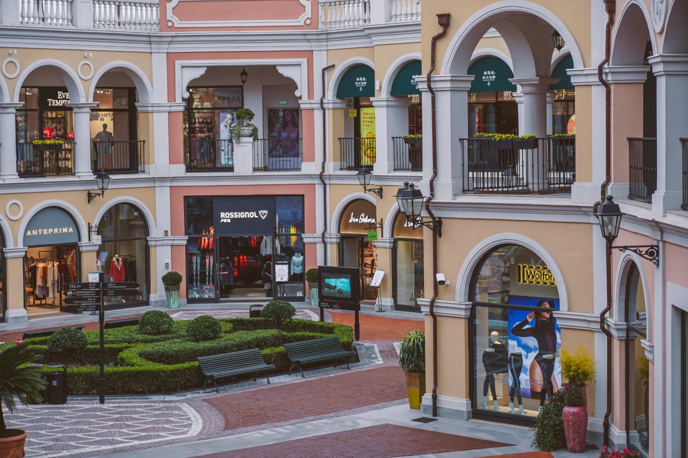 上海佛罗伦萨小镇儿童攻略,上海佛罗伦萨小镇最全购物攻略