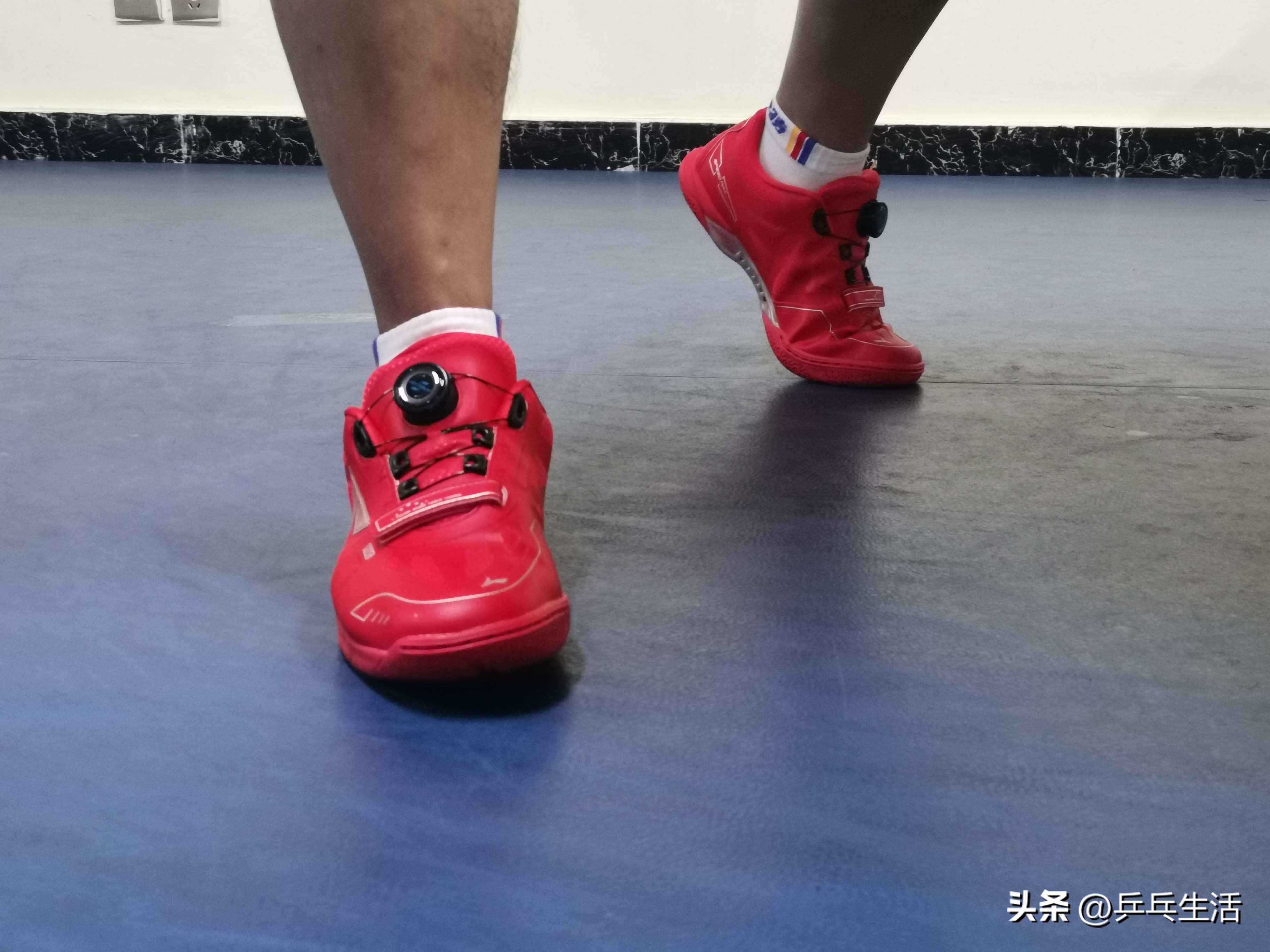 膝盖不舒服但跑起来后就好了,膝盖不跑步疼一跑步反而不疼