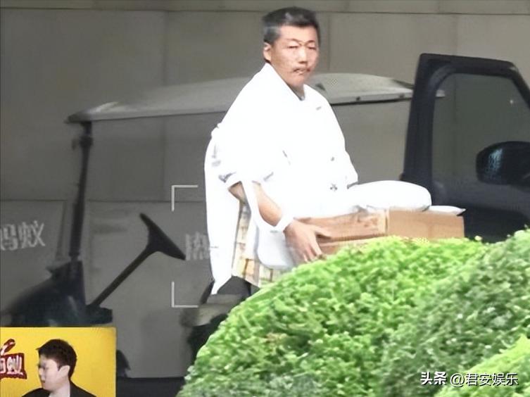 倪虹洁谈内衣广告节目,倪虹洁因内衣广告自卑