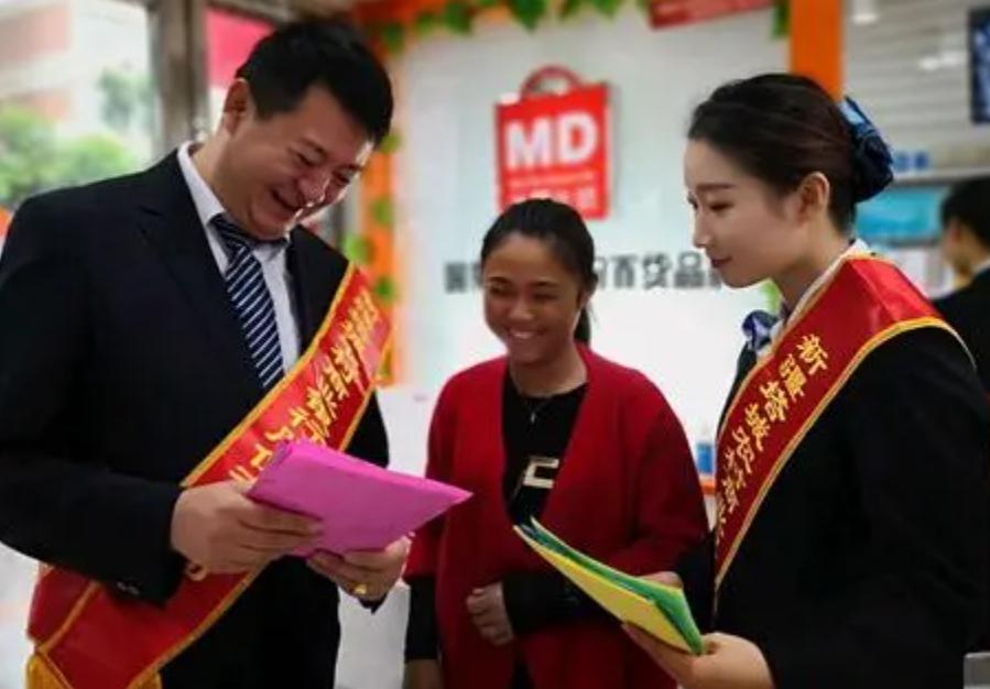 银行卡被冻结能销卡取现金么,银行卡被冻结可以销卡吗