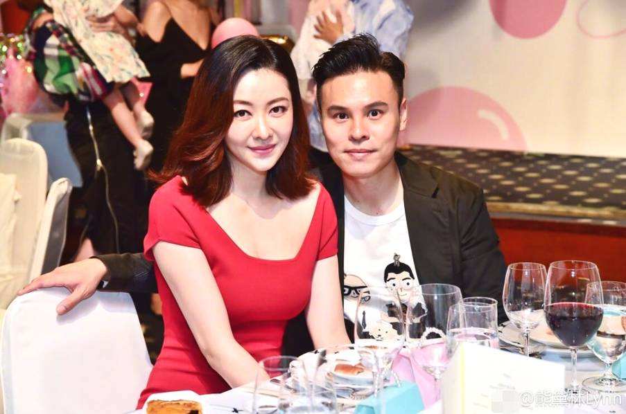 熊黛林拜金,熊黛林上位