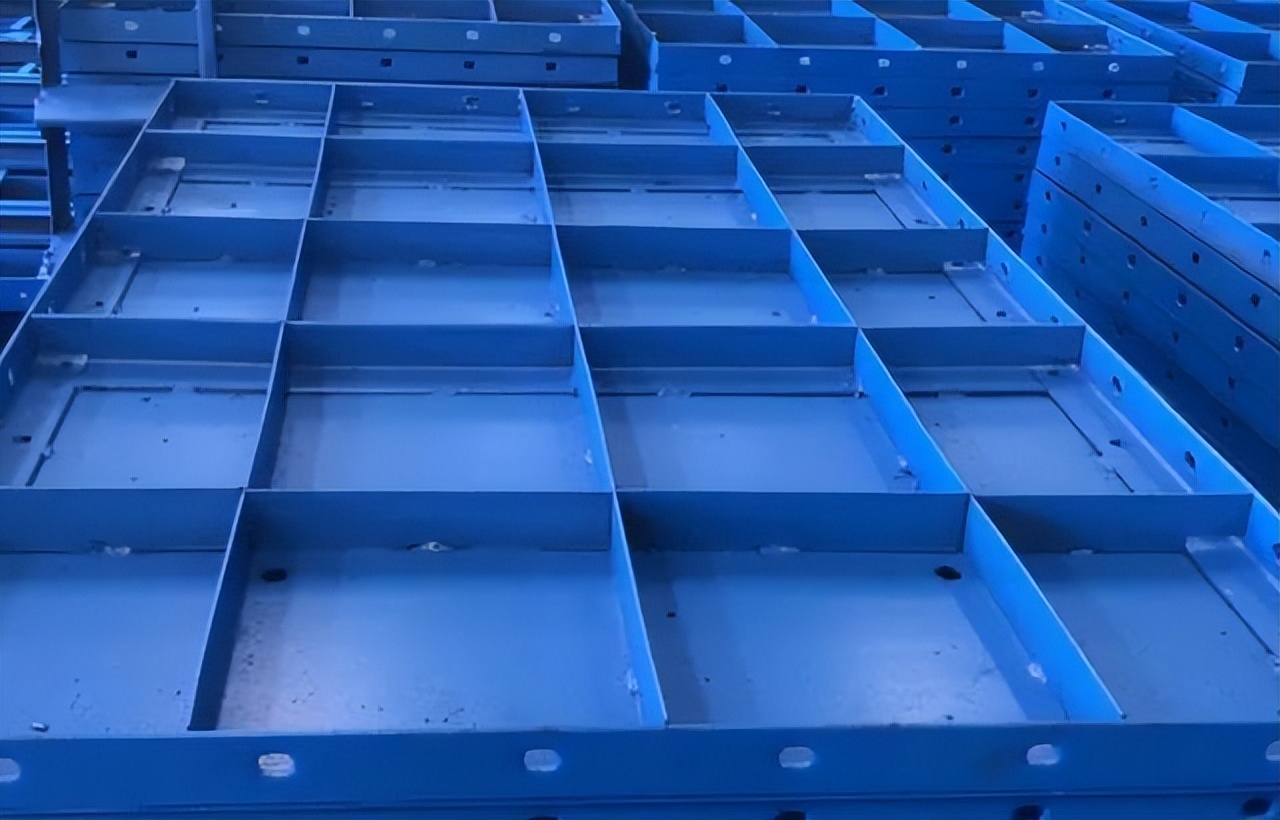 网址域名京客网：力丰农机启用钢模板.网址中文域名引领行业转型